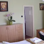 Apartament Erika Apartmanhazak *