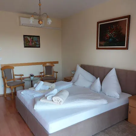 Apartament Erika Apartmanhazak