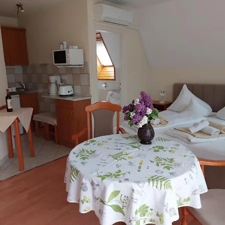 Erika Apartmanhazak Apartament *