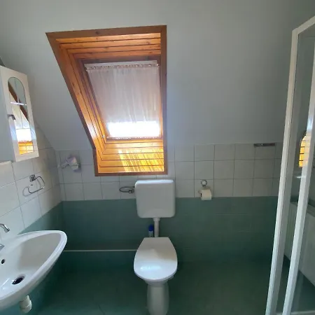 Apartment Erika Apartmanhazak Heviz