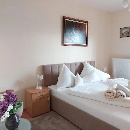 Erika Apartmanhazak Apartament Hévíz