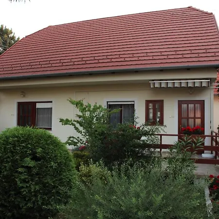 Erika Apartmanhazak