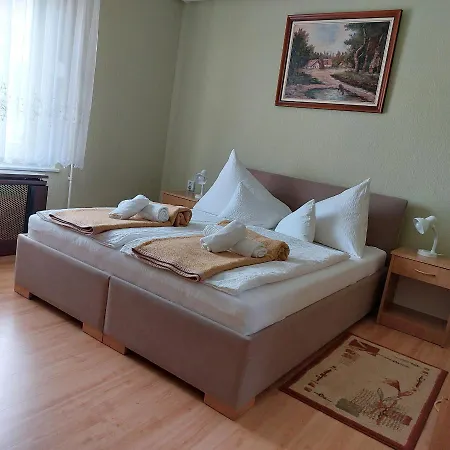 Apartament Erika Apartmanhazak