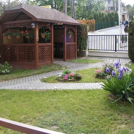 Apartament Erika Apartmanhazak *