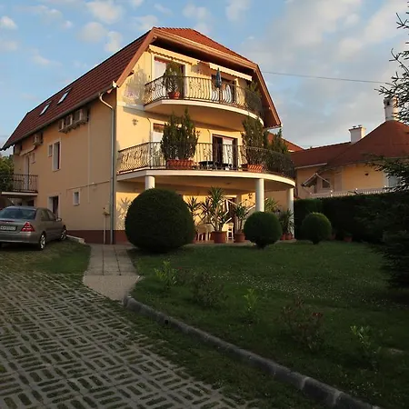 Apartament Erika Apartmanhazak Hévíz