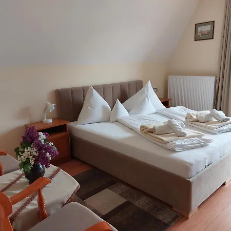 Erika Apartmanhazak Apartament *