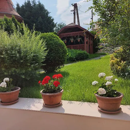 Erika Apartmanhazak * Heviz