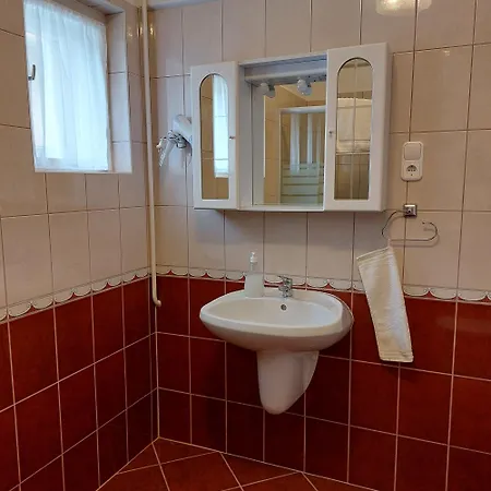 Apartament Erika Apartmanhazak