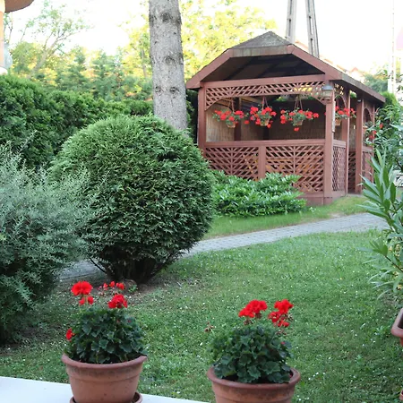 Erika Apartmanhazak Apartament