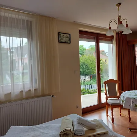 Apartament Erika Apartmanhazak