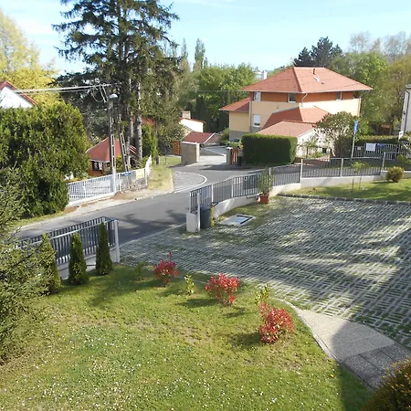 Erika Apartmanhazak * Hévíz