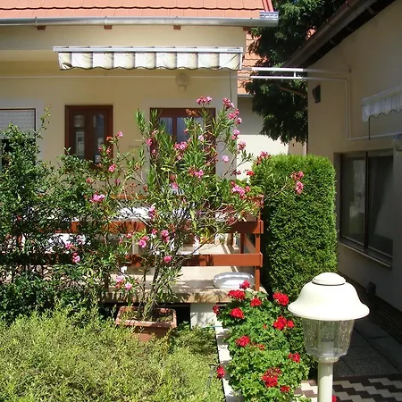 Erika Apartmanhazak
