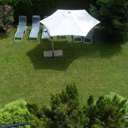 Apartament Erika Apartmanhazak