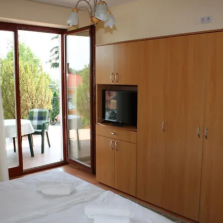 Apartament Erika Apartmanhazak