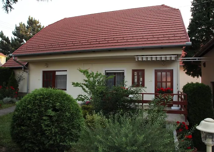 Erika Apartmanhazak