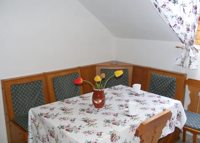 Erika Apartmanhazak * Хевиз