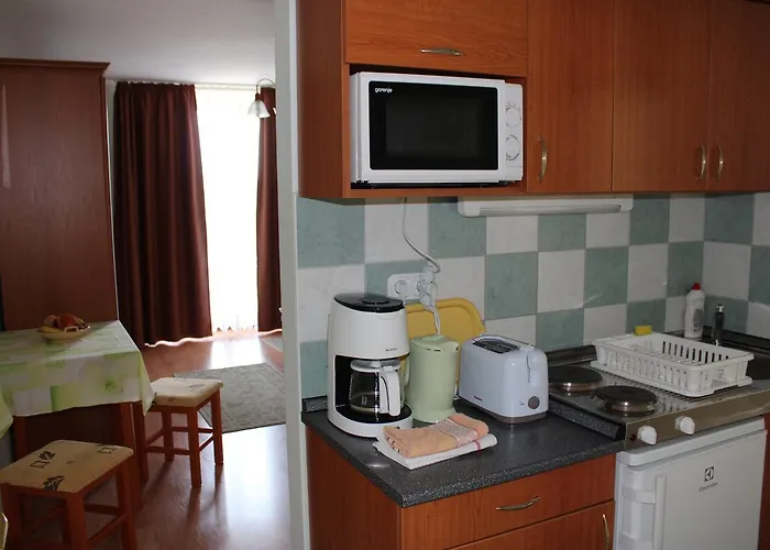 Апартаменты Erika Apartmanhazak Хевиз