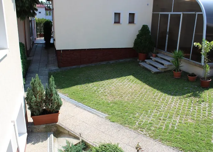 Erika Apartmanhazak Апартаменты *